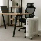 Ein Ölradiator beheizt ein Büro