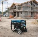 Diesel Generator 10 kW 10 kW Diesel Generator an einer Baustelle eines Hauses